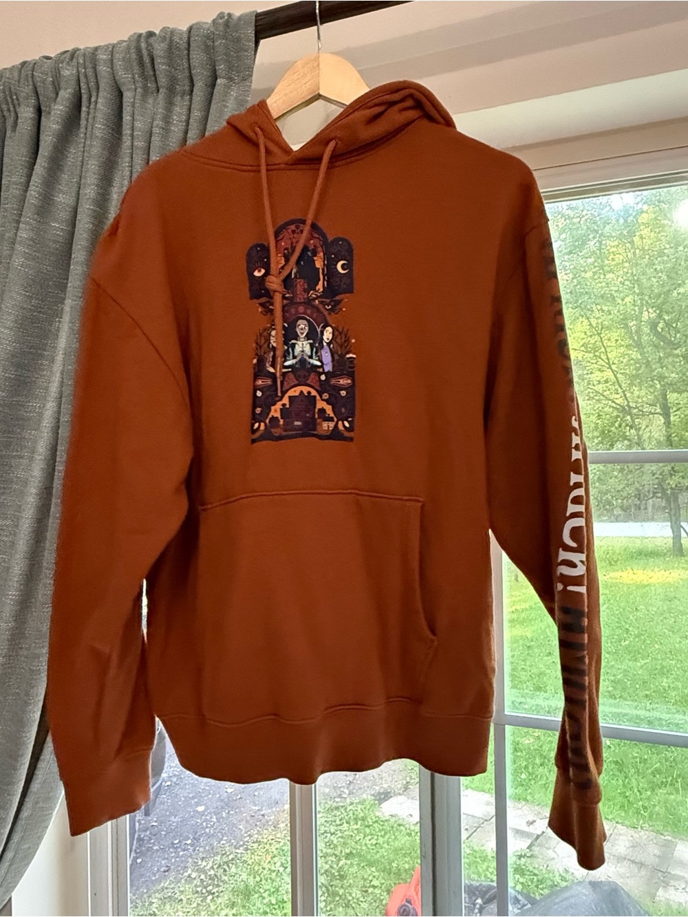 Women’s Rust Hooded Sweatshirt with Graphic